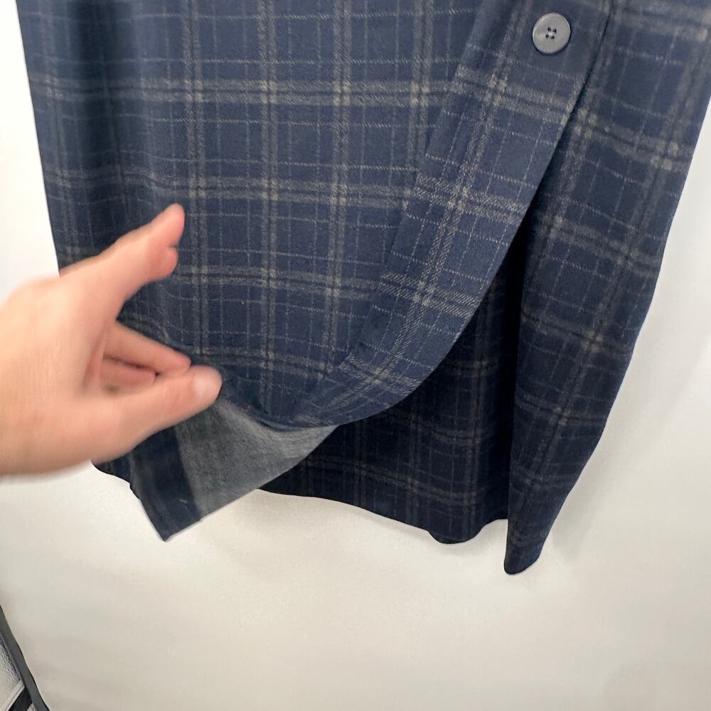 J. JILL Navy Plaid Midi Skirt with Button Detail // XL - Picture 6 of 10